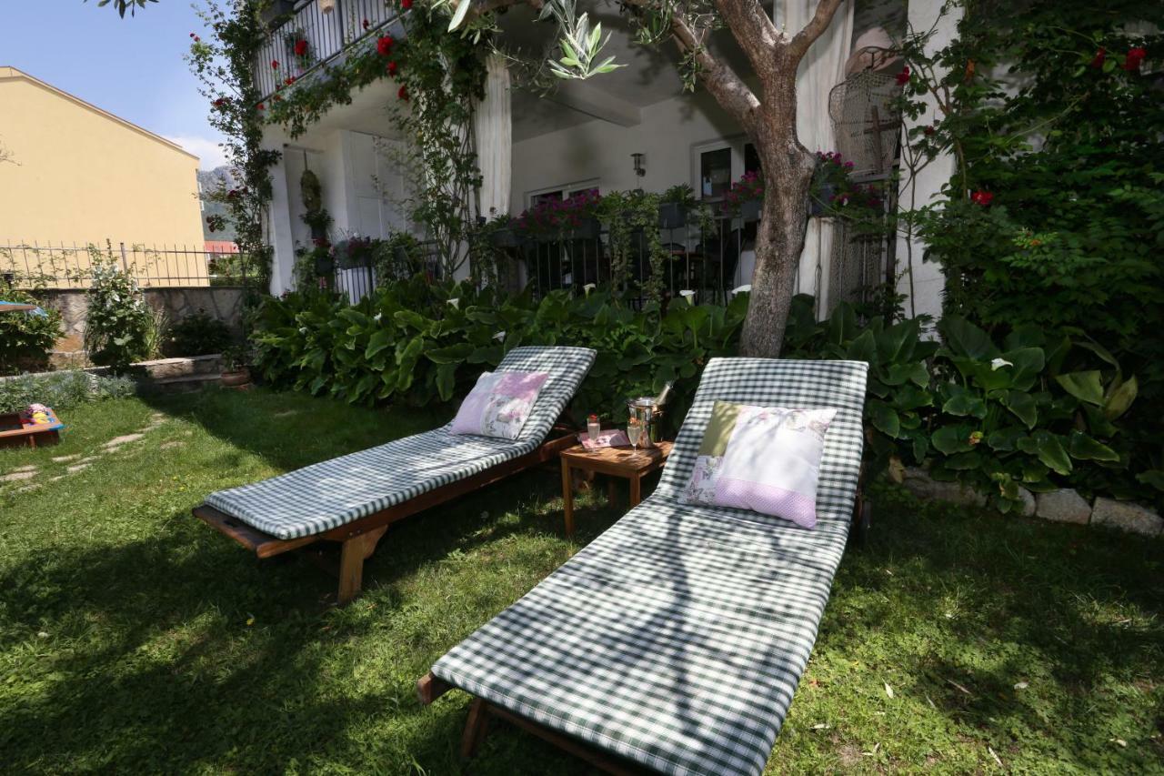 Apartments Rose Kaštela المظهر الخارجي الصورة