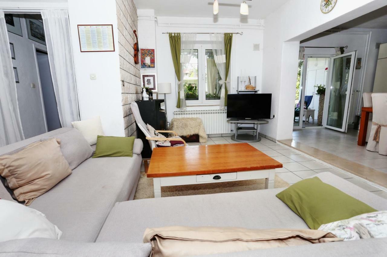 Apartments Rose Kaštela المظهر الخارجي الصورة