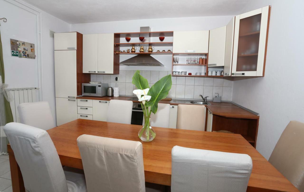 Apartments Rose Kaštela المظهر الخارجي الصورة